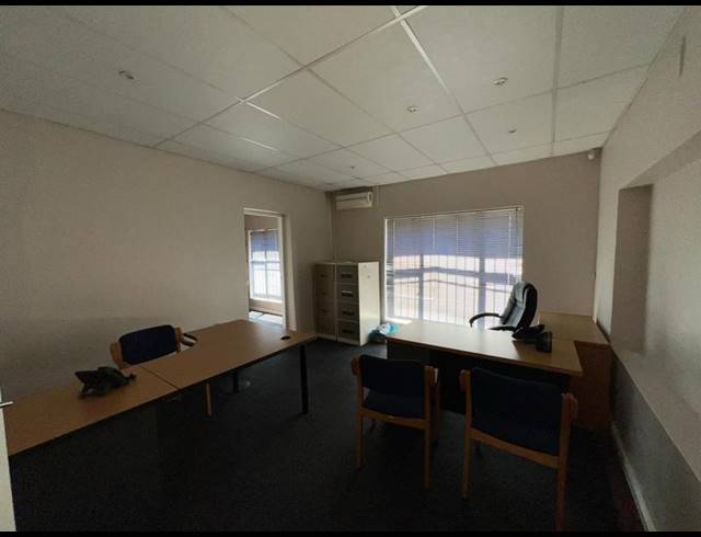 BUSINESS PROPERTY TO RENT IN NEWTON PARK